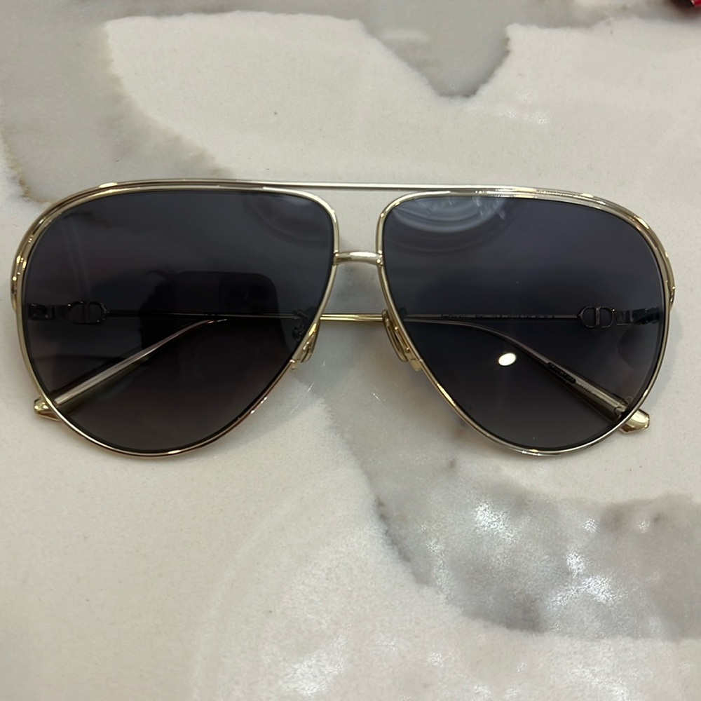 Dior Aviator sunglasses